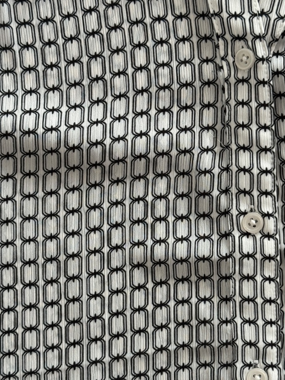 Patterned Short Sleeve Shirt - Picture 3 of 5